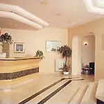 Raeli Noto Отель