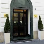 Raeli Noto