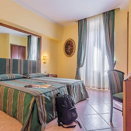 Raeli Noto 3* Rome