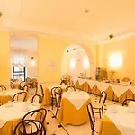 فندق Raeli Noto