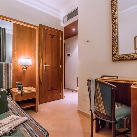Hotell Raeli Noto 3*