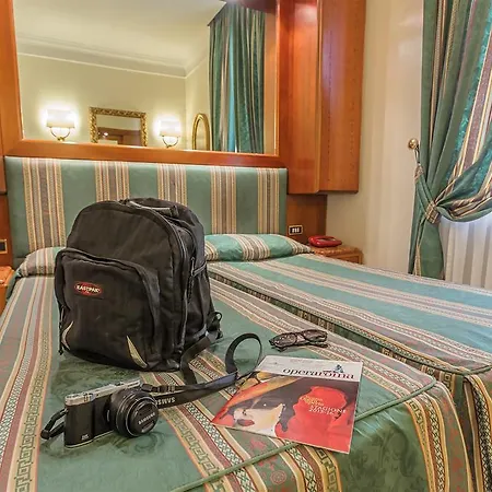 Hotell Raeli Noto Rom