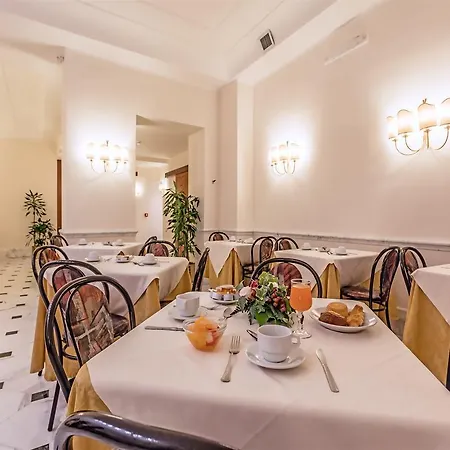Hotell Raeli Noto Rom